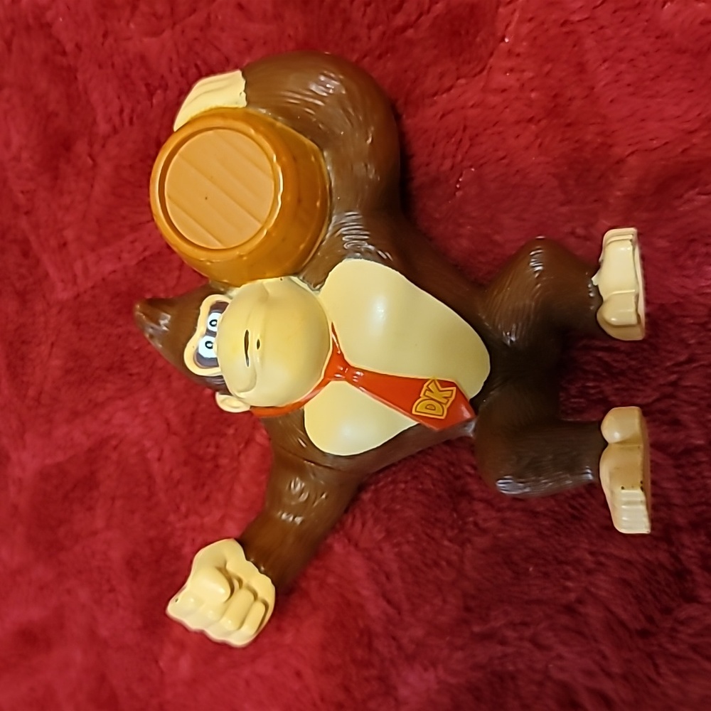 2022 McDonald's Nintendo Super Mario Bros. DONKEY KONG 3" Toy Figure Gorilla